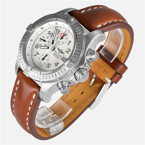 breitling e13360 leather|breitling avenger e13360 titanium.